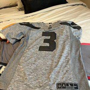 Nike Heather Gray Jersey with Black Accents men’s size L NFL team apparel